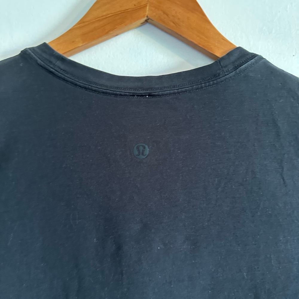 Lululemon Athletica Black Pima Cotton Tee with ‘Therabody’ Logo Size 2 EUC - Picture 5 of 7